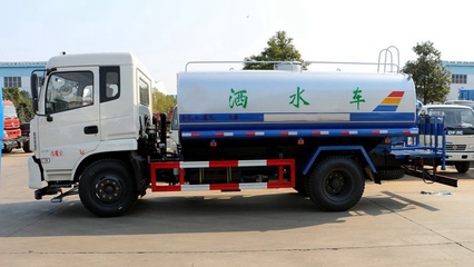 國六東風13方灑水車廠價銷售，配置升級與價格分析
